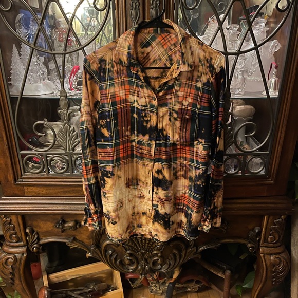 Bleach distressed button up - Picture 1 of 2